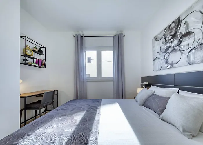 Alegria Apartment *