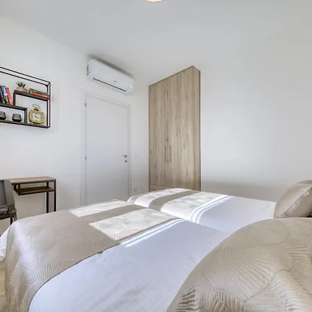 Alegria Apartment